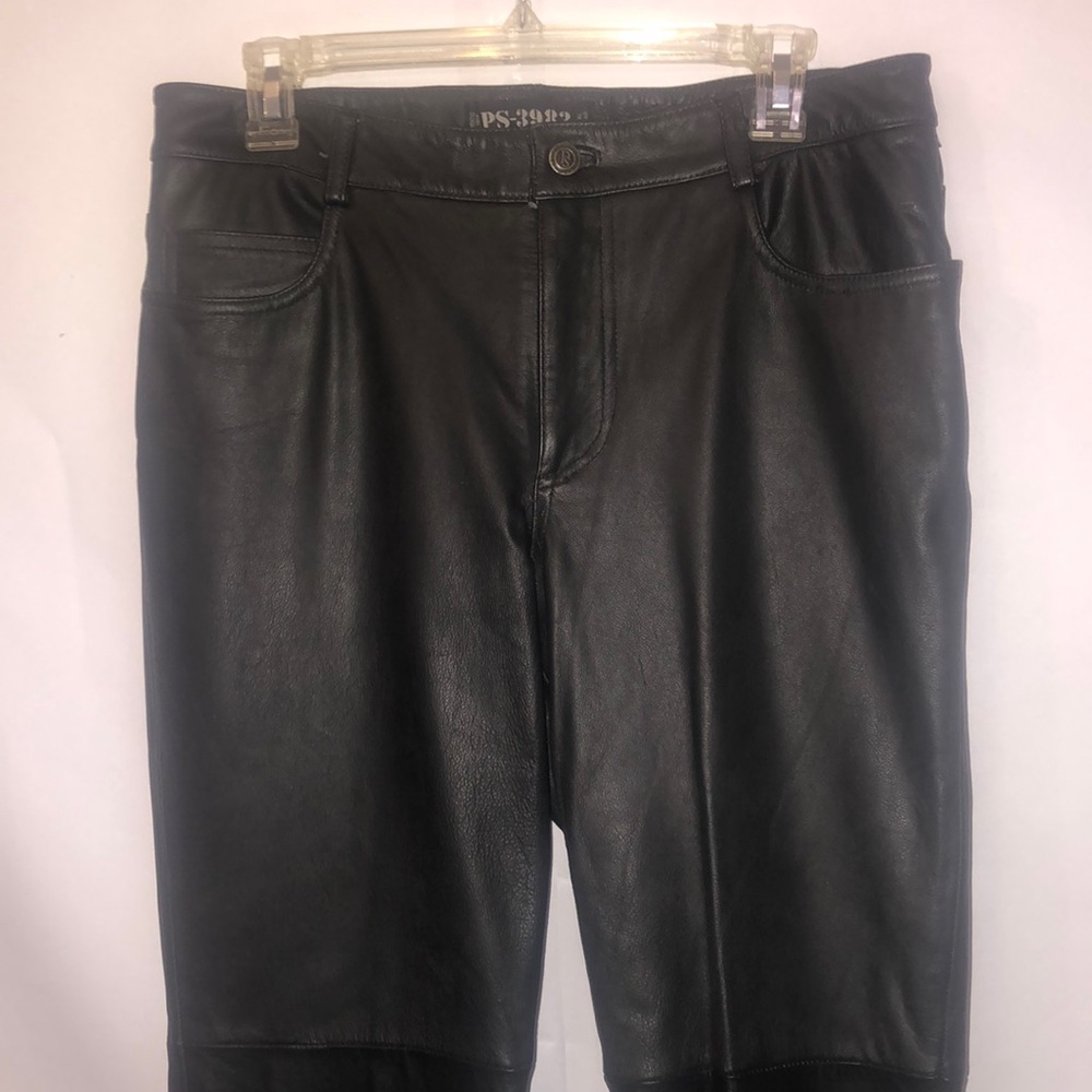 Elegant Black Classic Cropped 100% Leather Pants